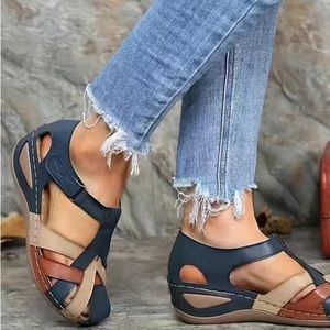 Ladies shoes size 7 1/2